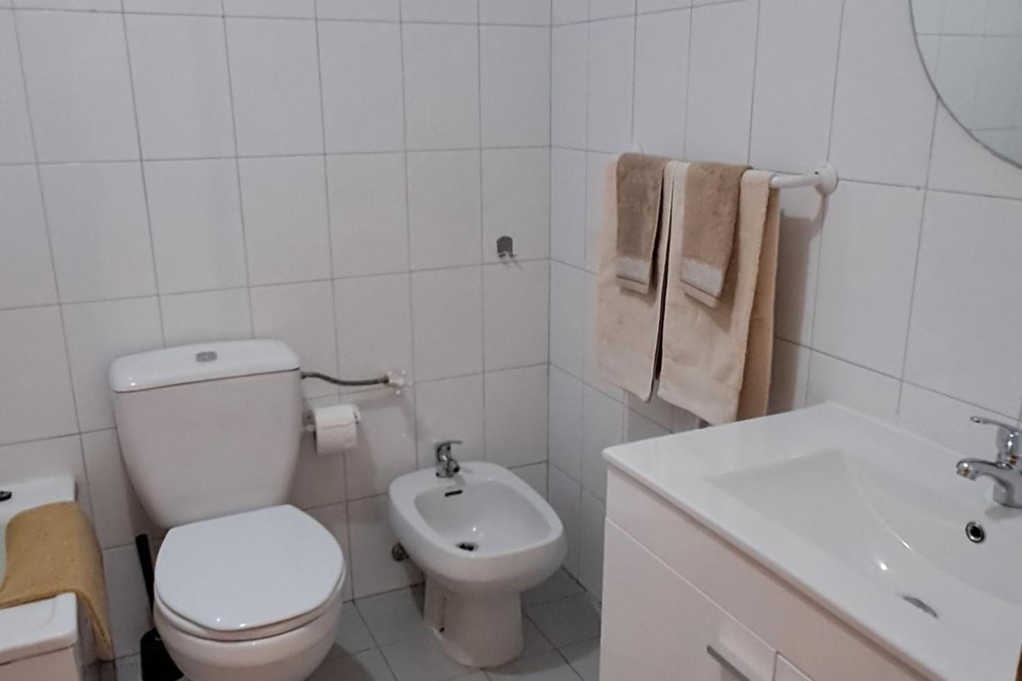 Remarkable 1 Bed Apartment in Costa da Caparica Esterno foto